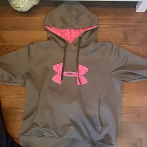 women’s under armour hoodie!